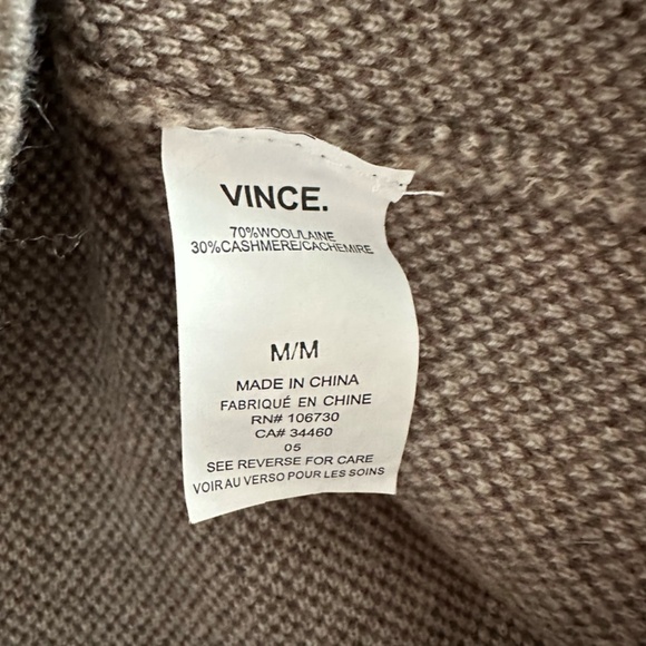 Vince • Intarsia Wool Cashmere Colorblock Sweater - Picture 5 of 8
